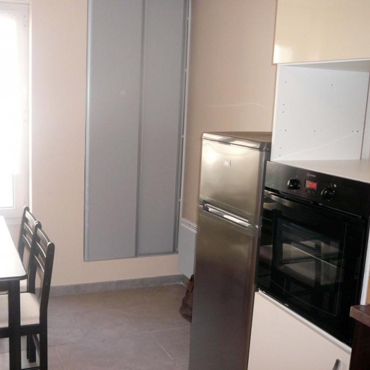  Annonces VALLEE DU RHONE : Appartement | ROMANS-SUR-ISERE (26100) | 22 m2 | 380 € 
